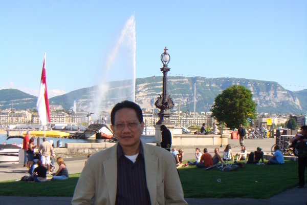 geneva-4734DDD378-93A1-CCC2-B234-5DFA98CAACB2.jpg